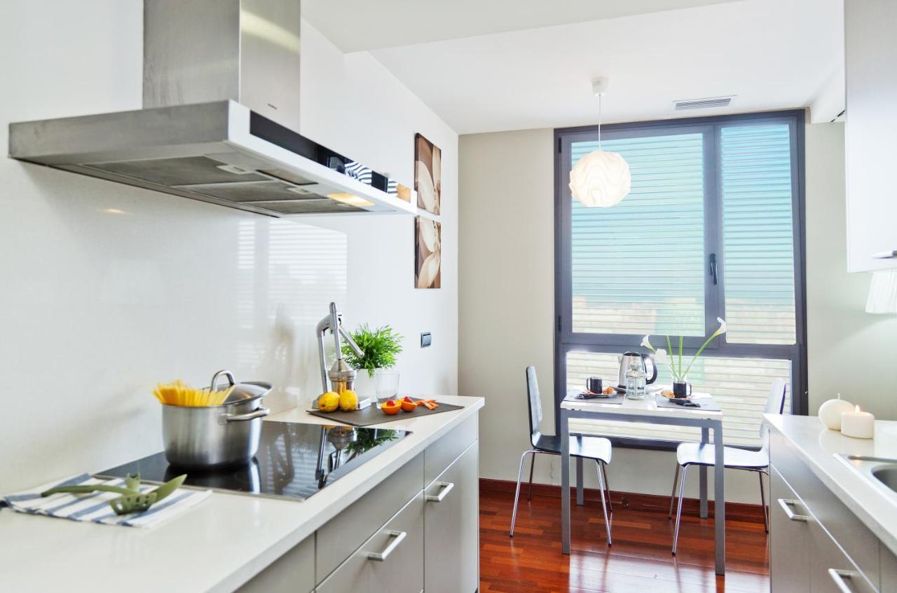 Victoria Diagonal Mar Barcelona Apartment ภายนอก รูปภาพ