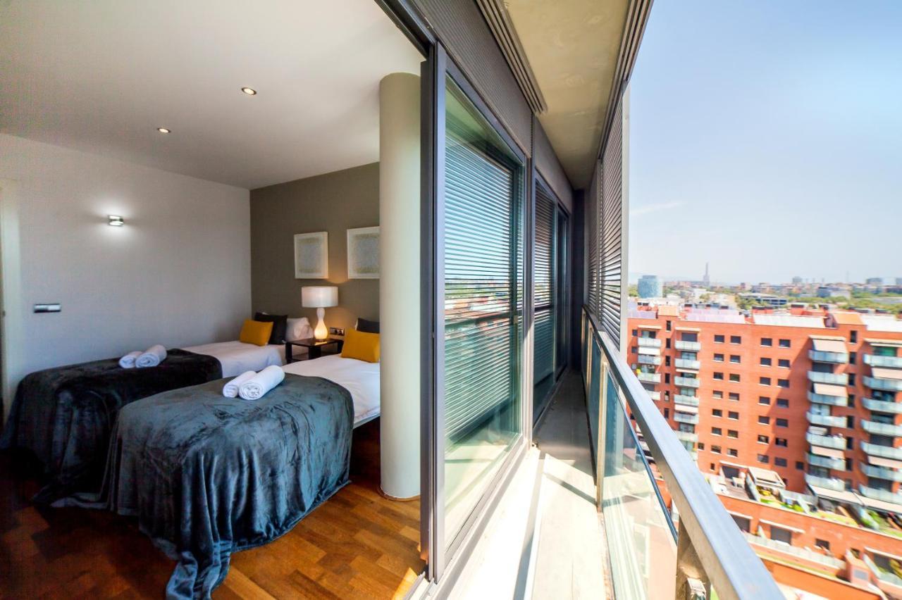 Victoria Diagonal Mar Barcelona Apartment ภายนอก รูปภาพ